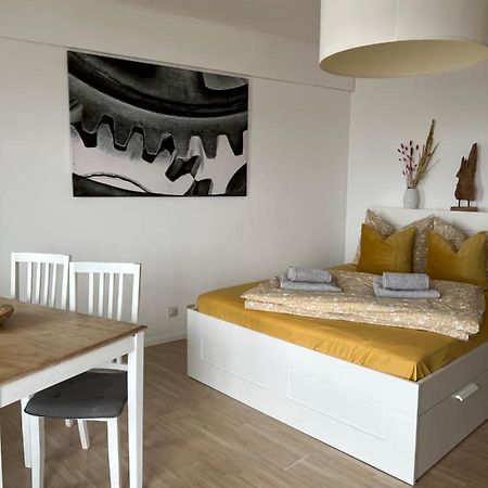 Cityapartment Im 33. Stock 아우크스부르크 외부 사진